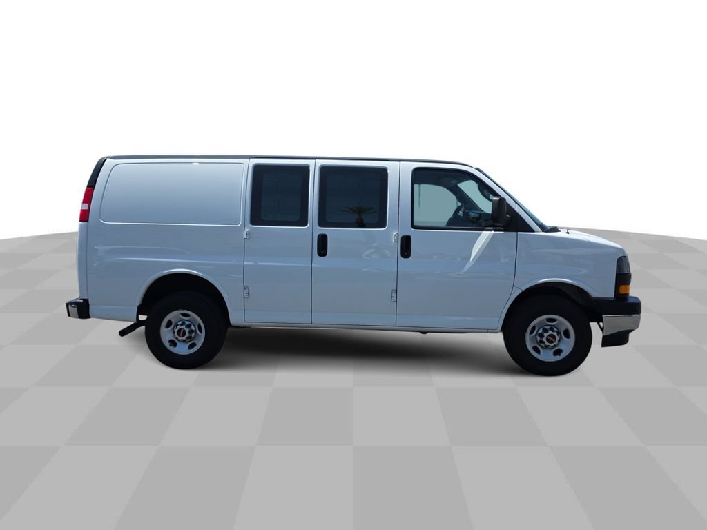 Used 2024 GMC Savana 2500 w/ Driver Convenience Package RWD image 9