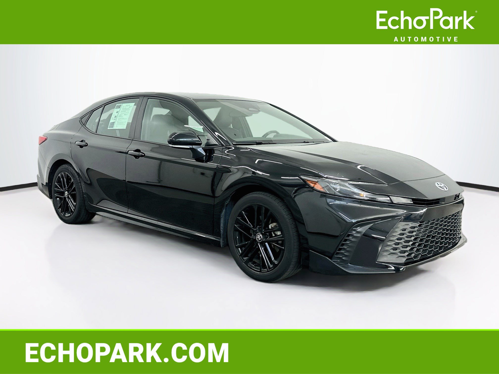 Used 2025 Toyota Camry SE