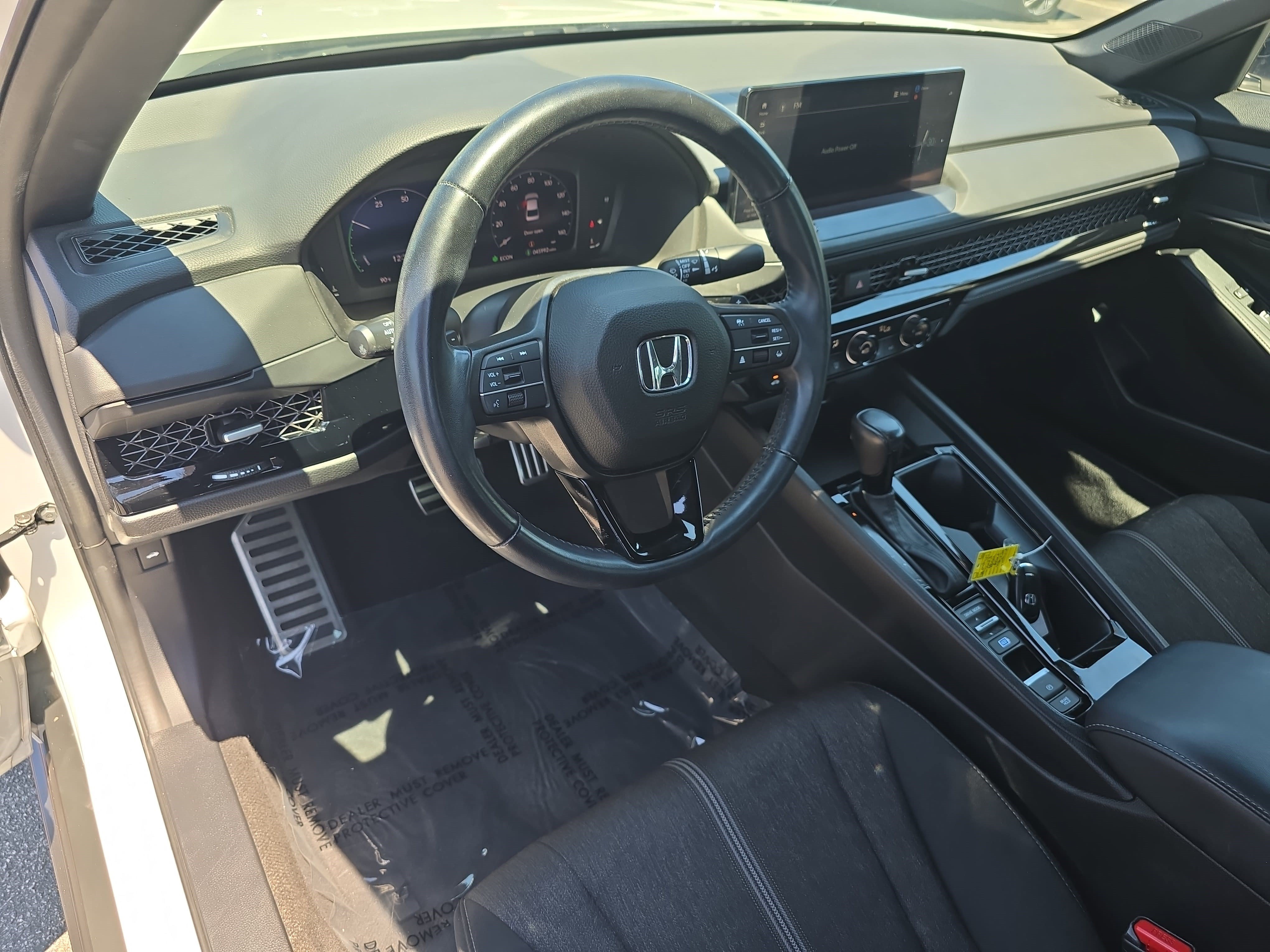 Used 2023 Honda Accord Sport image 15