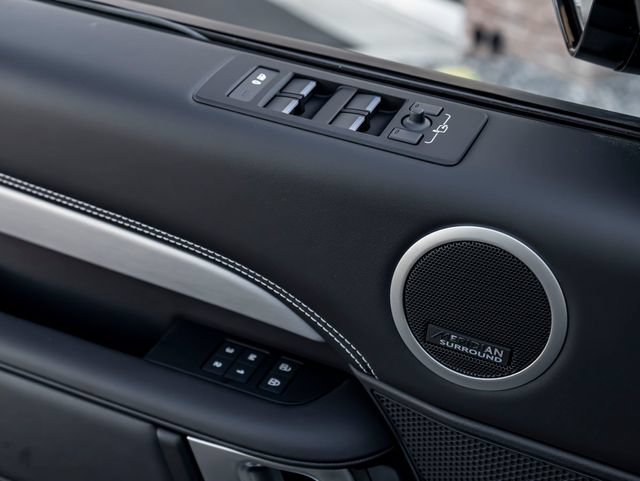 New 2026 Land Rover Discovery Limited Edition AWD/4WD image 26