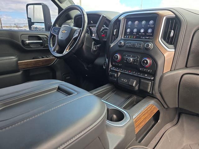 Used 2020 Chevrolet Silverado 3500 High Country image 17