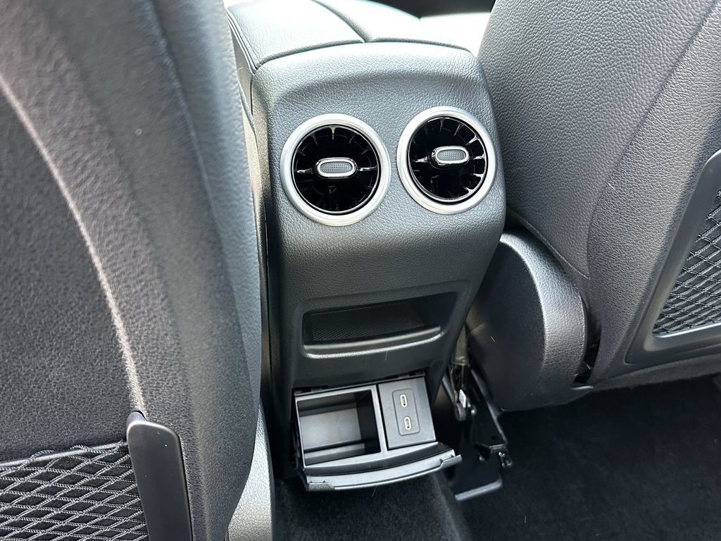 Certified 2026 Mercedes-Benz GLB 35 AMG 4MATIC image 26