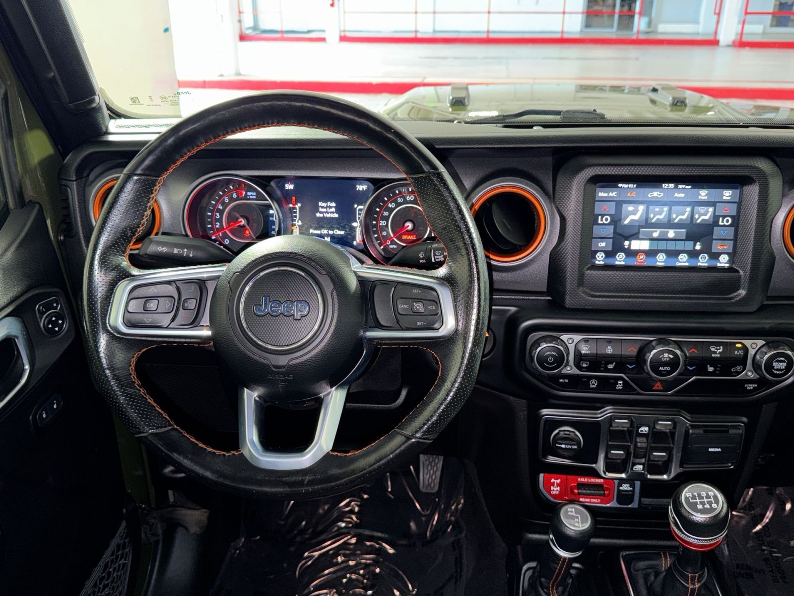 Used 2021 Jeep Gladiator Mojave w/ Cold Weather Group AWD/4WD image 16