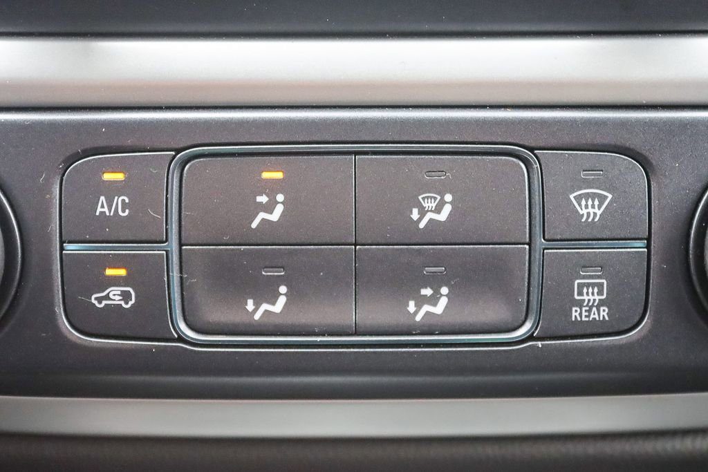 Used 2021 Chevrolet Colorado LT w/ Safety Package image 27