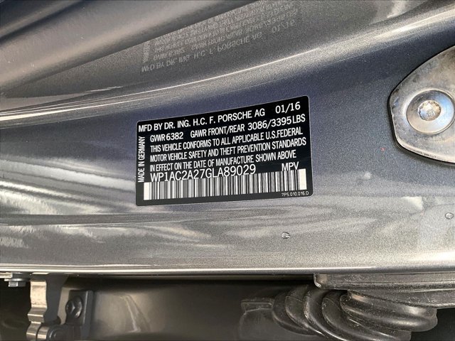 Used 2016 Porsche Cayenne Turbo AWD/4WD image 30