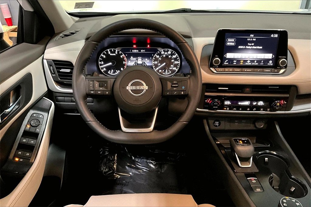 Certified 2024 Nissan Rogue SV w/ SV Premium Package image 4