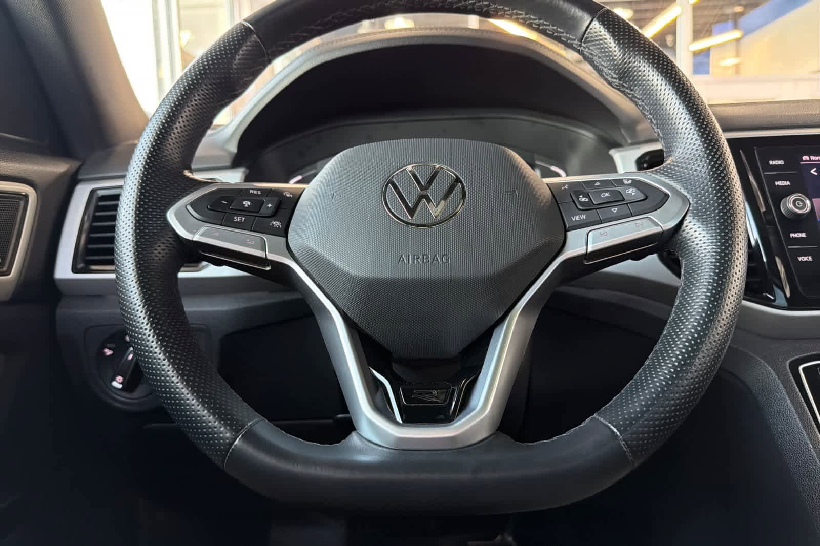 Used 2021 Volkswagen Atlas Cross Sport SEL Premium R-Line AWD/4WD image 26