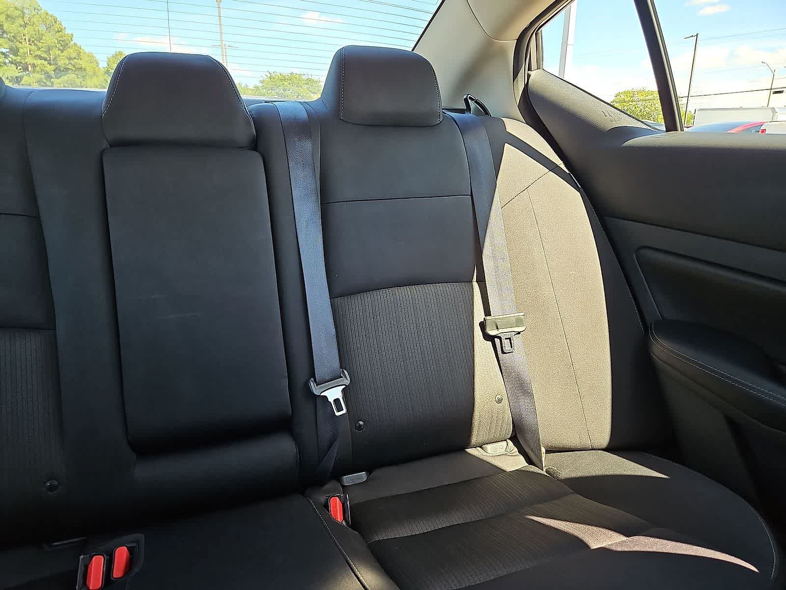 Used 2024 Nissan Altima 2.5 SV FWD image 15