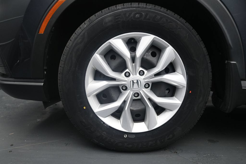 Used 2025 Honda CR-V LX image 11