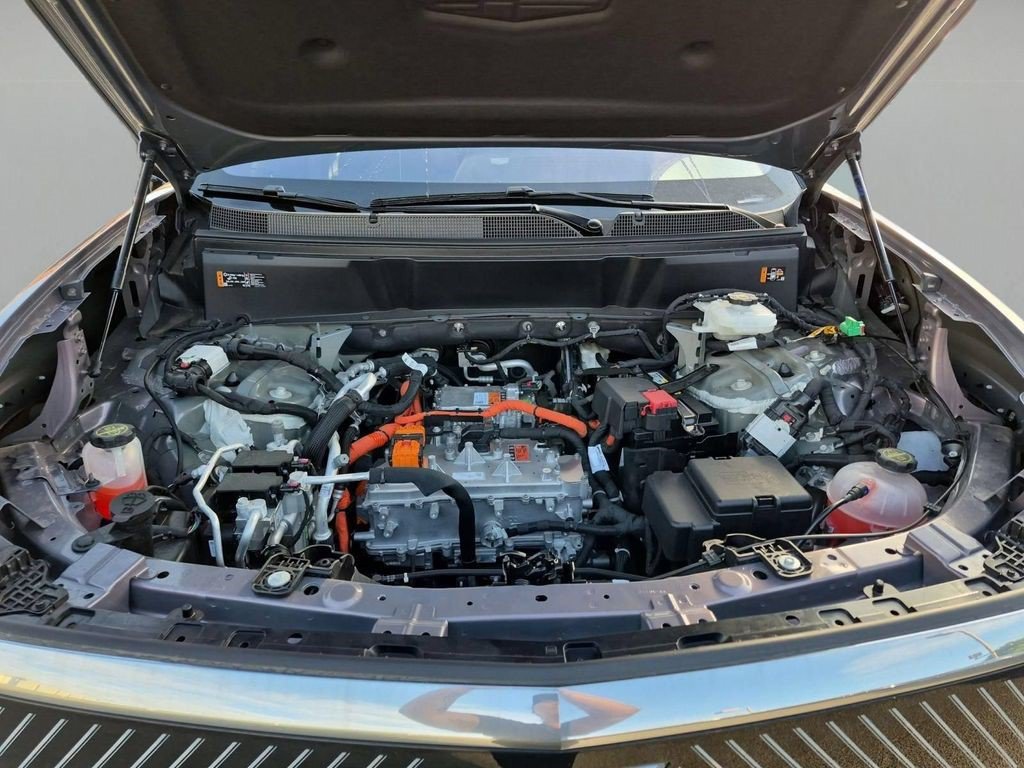 Certified 2026 Cadillac Vistiq Luxury AWD/4WD image 28