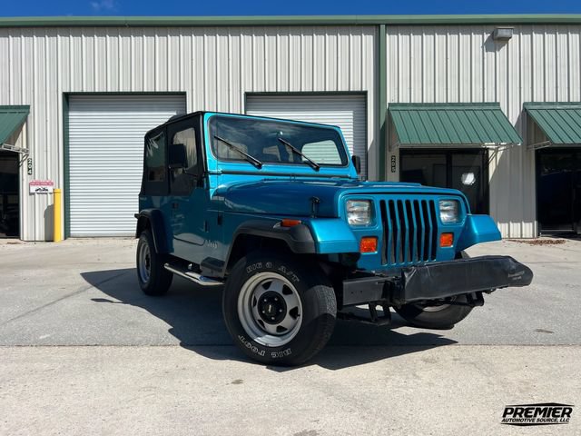Used 1992 Jeep Wrangler 4WD image 2