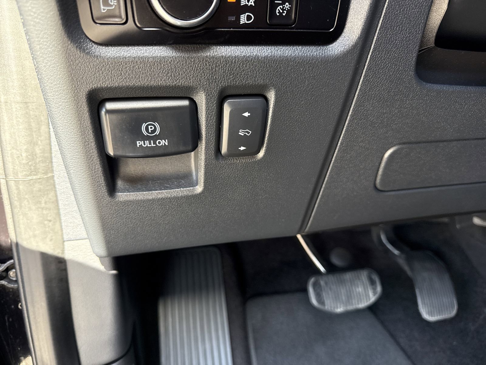 Used 2023 Ford Expedition Platinum RWD image 20