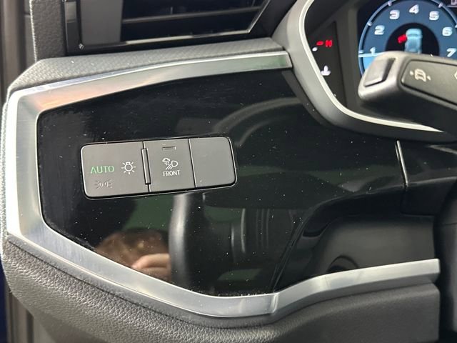 Used 2024 Audi Q3 2.0T Premium image 18