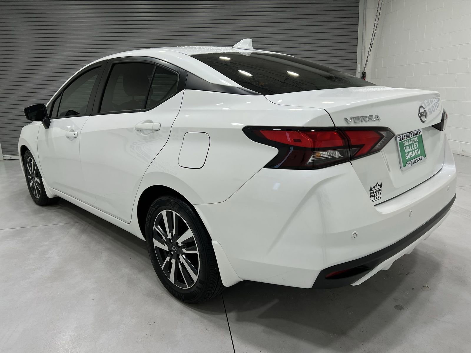 Used 2025 Nissan Versa SV w/ Trunk Package image 6