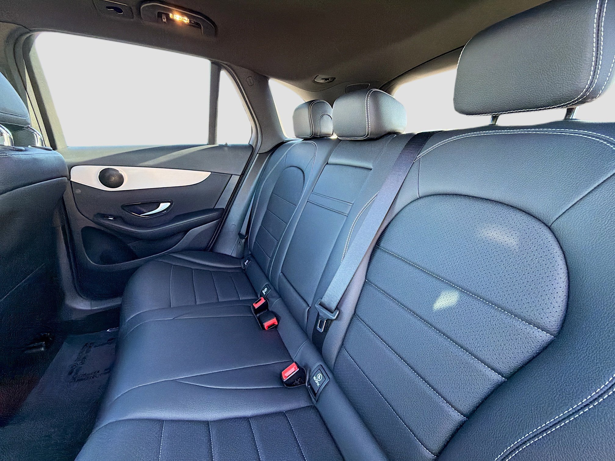 Used 2022 Mercedes-Benz GLC 300 image 21