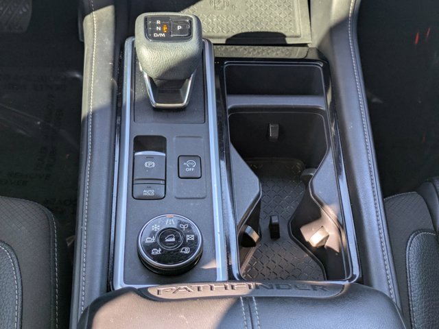 Used 2023 Nissan Pathfinder SL w/ SL Premium Package image 17