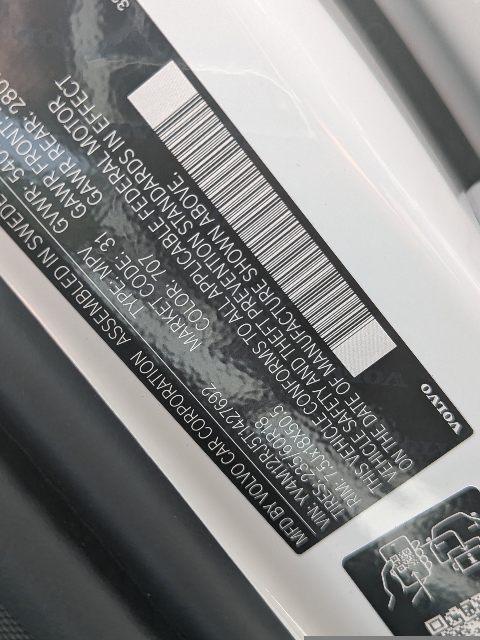 New 2026 Volvo XC60 B5 Core image 32