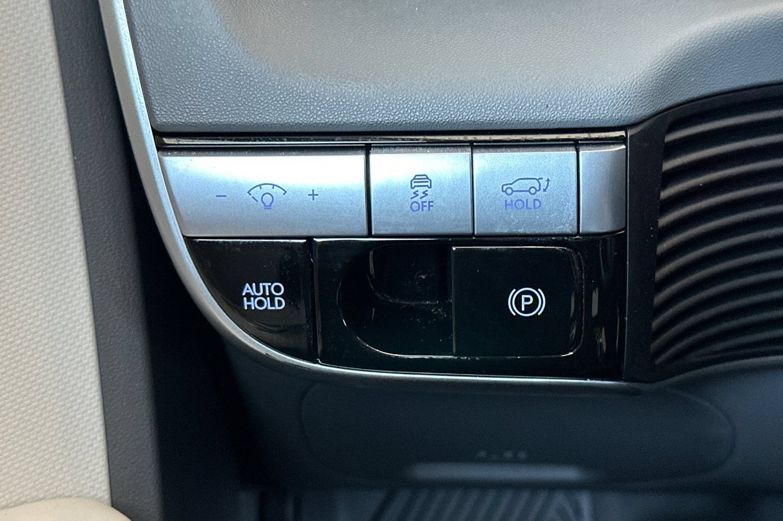 Used 2024 Hyundai Ioniq 5 SEL RWD image 30
