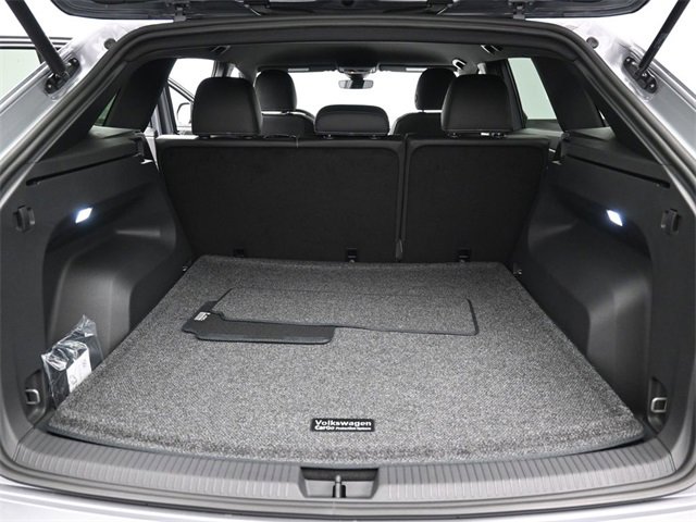 New 2026 Volkswagen Atlas Cross Sport SE image 12