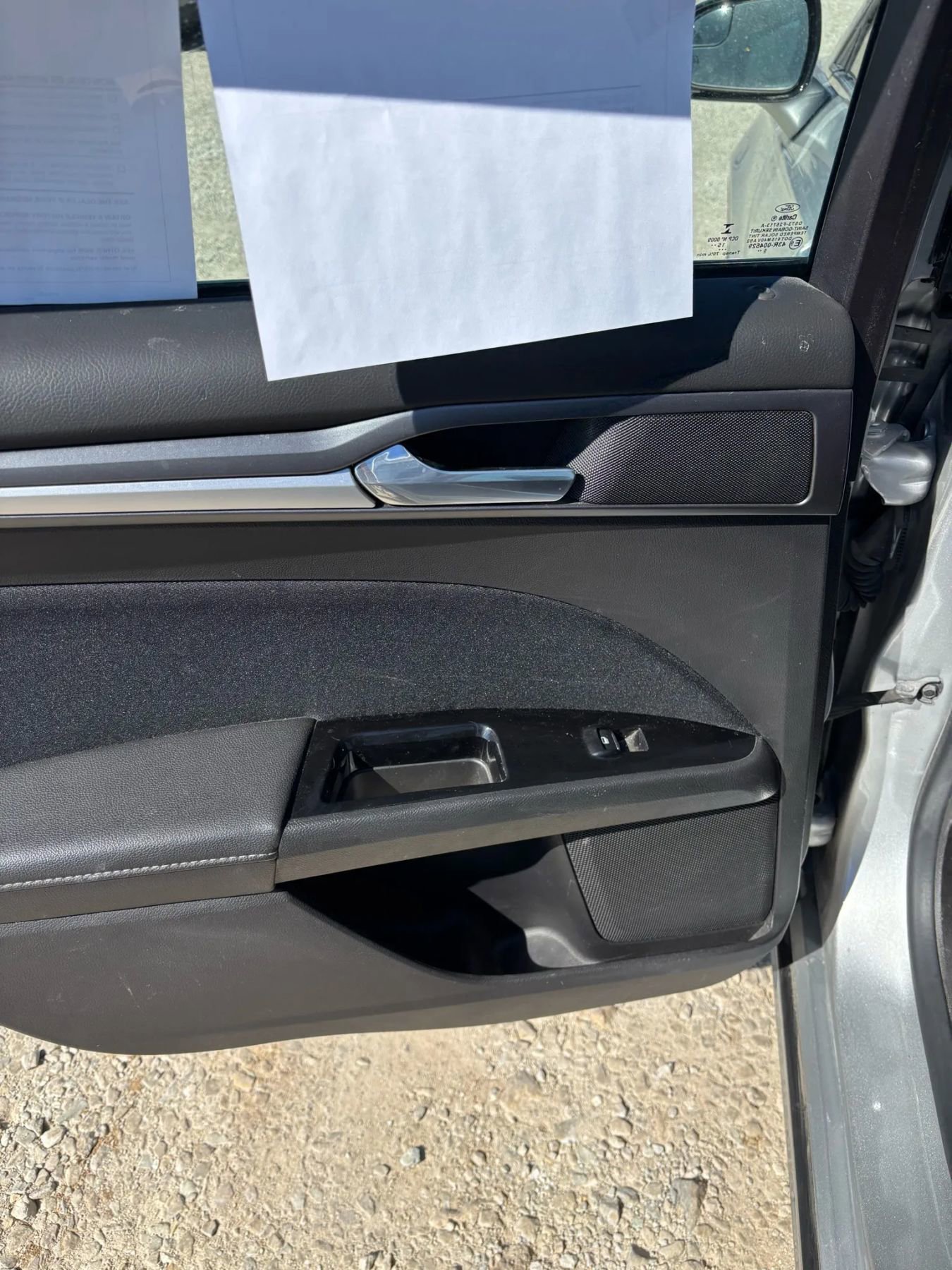 Used 2016 Ford Fusion SE image 15