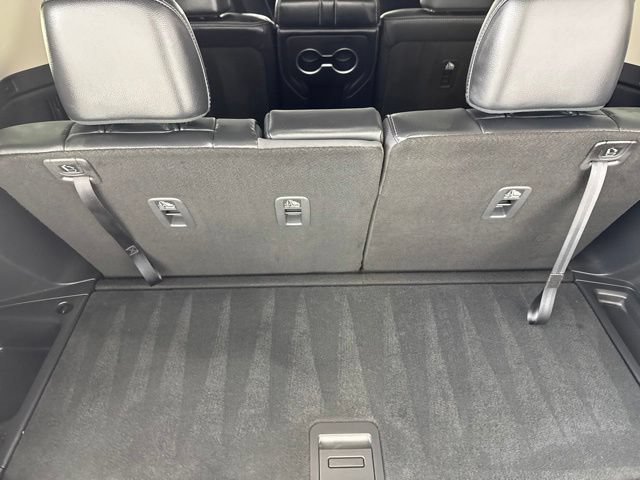 Certified 2025 Honda Pilot Touring image 32