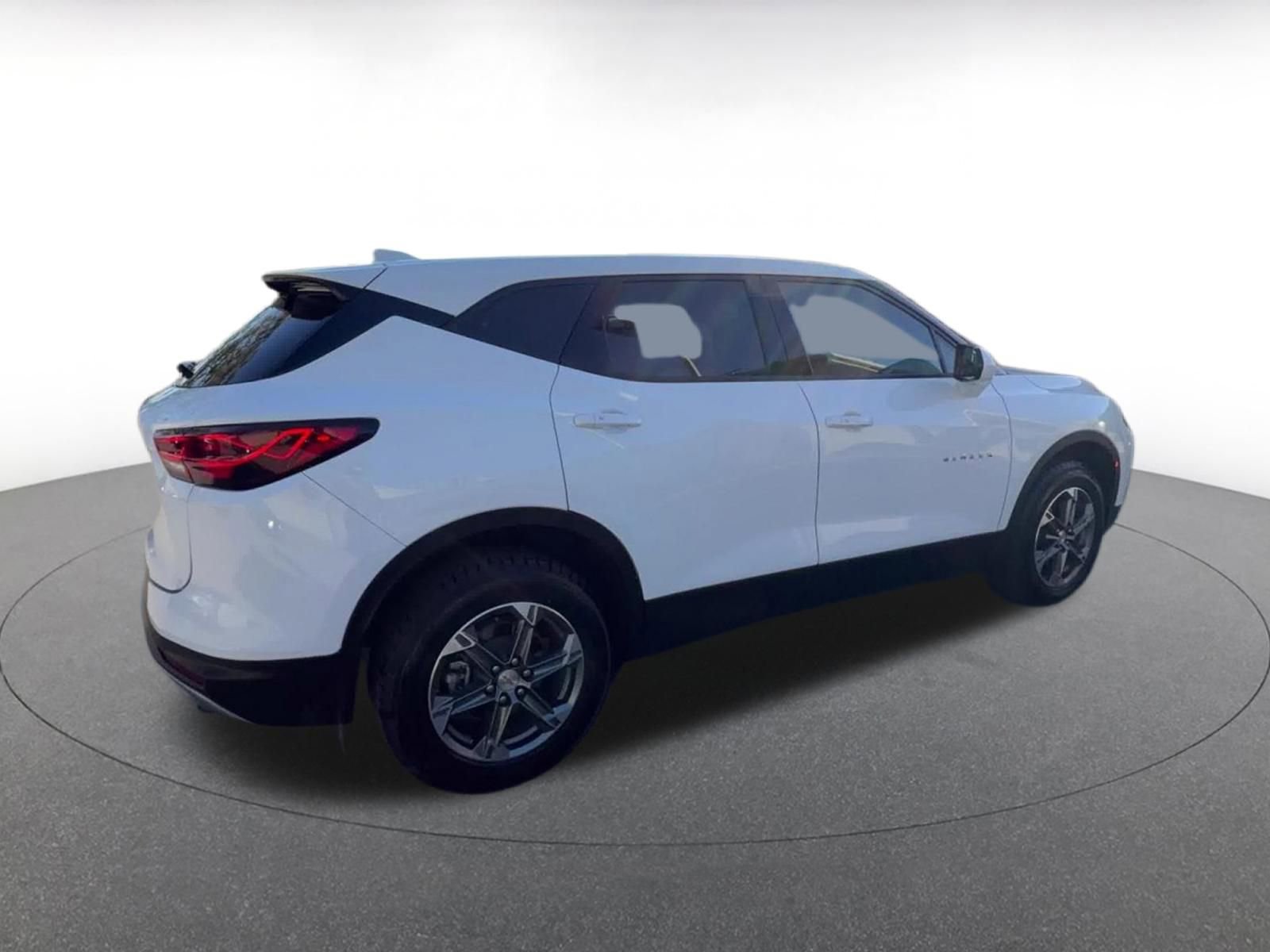 Used 2025 Chevrolet Blazer LT image 14