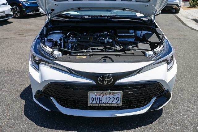 Used 2025 Toyota Corolla SE w/ SE Package FWD image 32