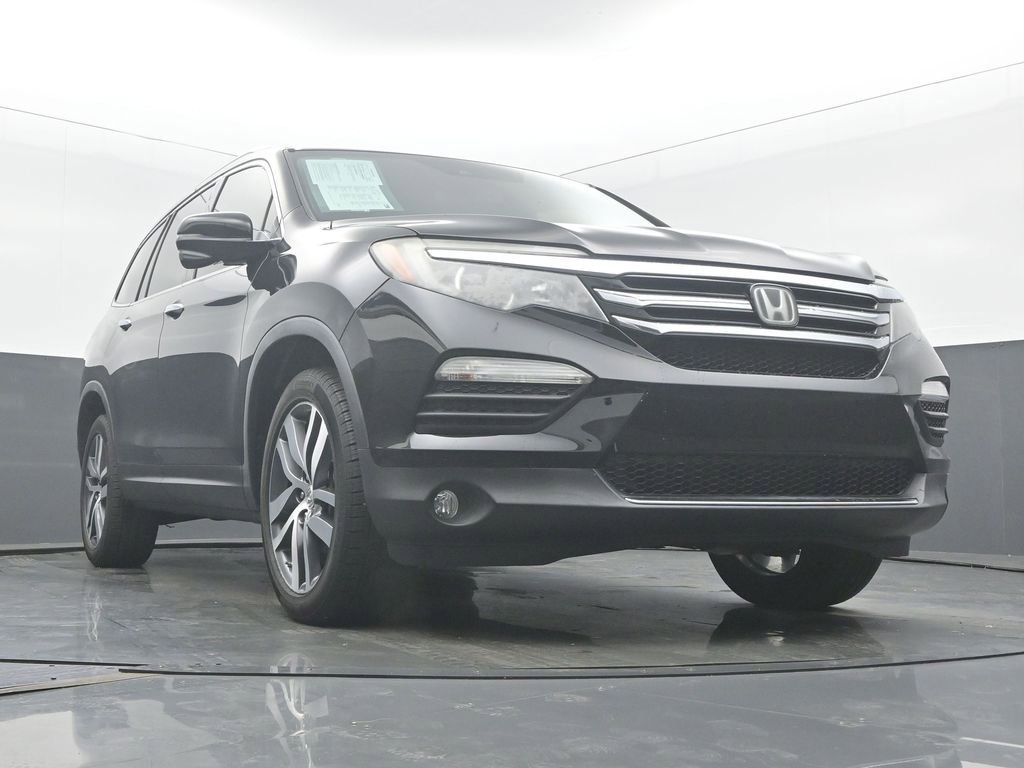 Used 2017 Honda Pilot Touring image 55