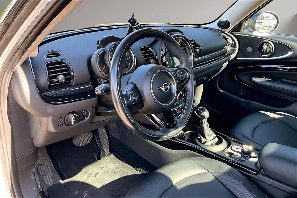 Used 2019 MINI Cooper Clubman ALL4 AWD/4WD image 17