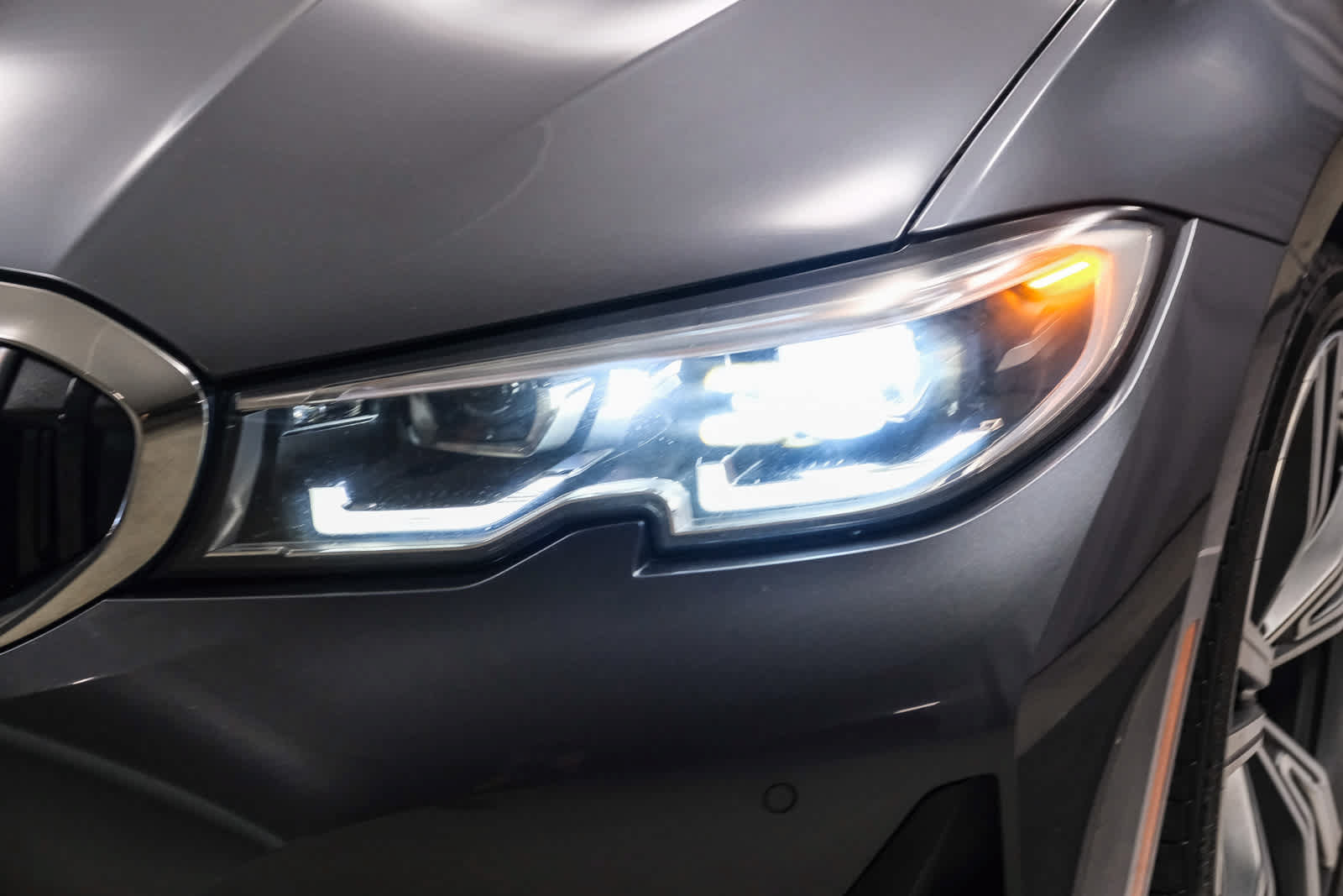Used 2022 BMW 330e w/ Driving Assistance Package RWD image 12