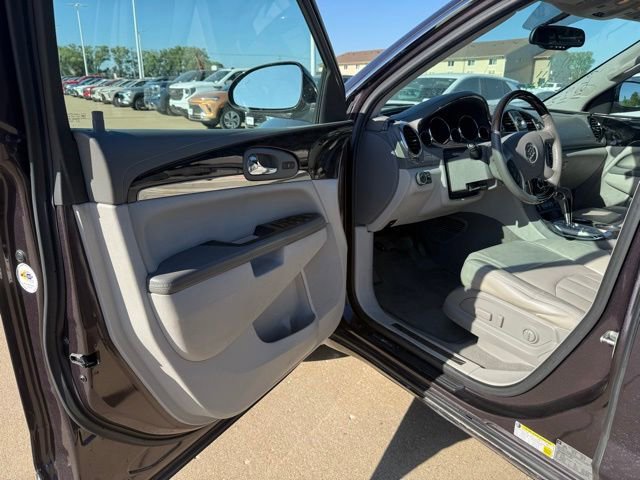 Used 2015 Buick Enclave Leather FWD image 8