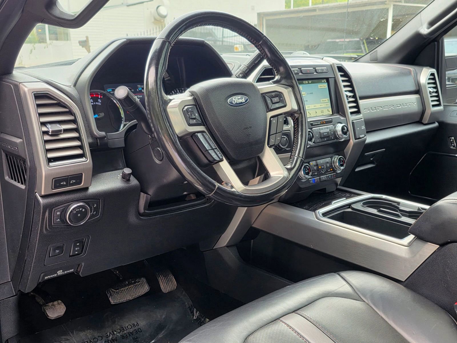 Used 2019 Ford F350 Platinum w/ Platinum Ultimate Package AWD/4WD image 13