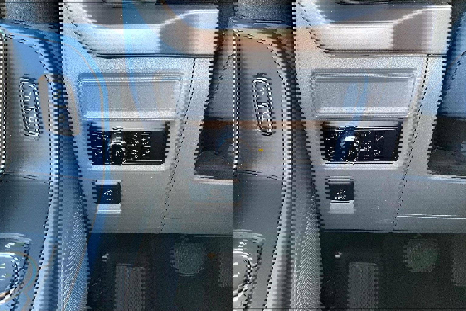 Used 2024 Ford F150 XLT w/ Mobile Office Package image 26