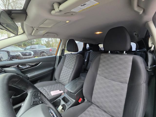 Used 2021 Nissan Rogue Sport SV image 12