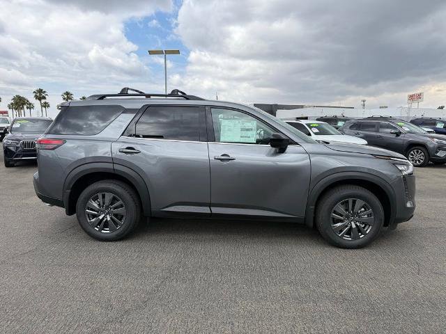 New 2026 Nissan Pathfinder SV w/ Cargo Package AWD/4WD image 7