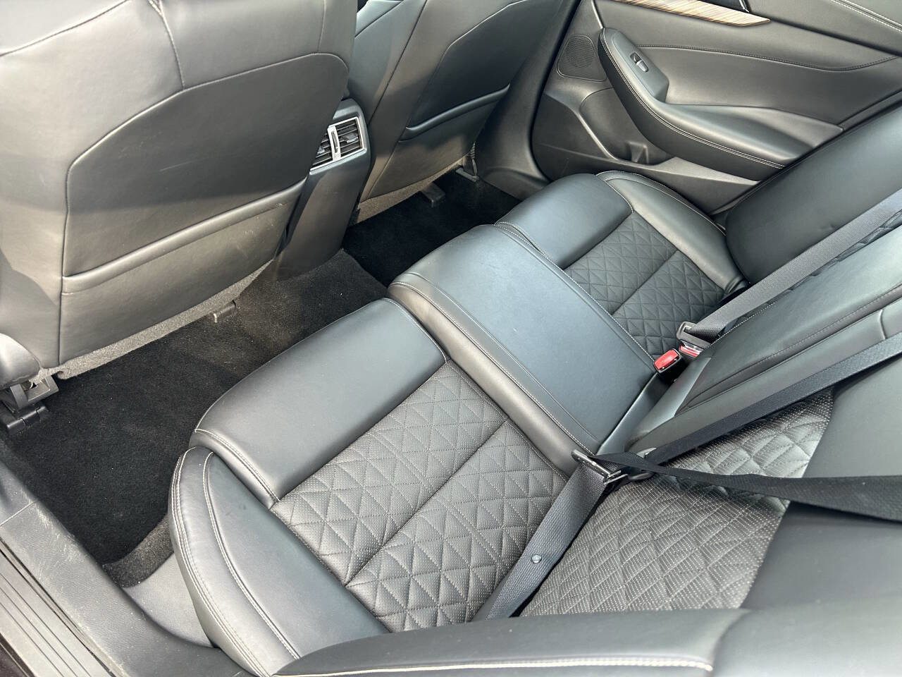 Used 2017 Nissan Maxima Platinum image 26