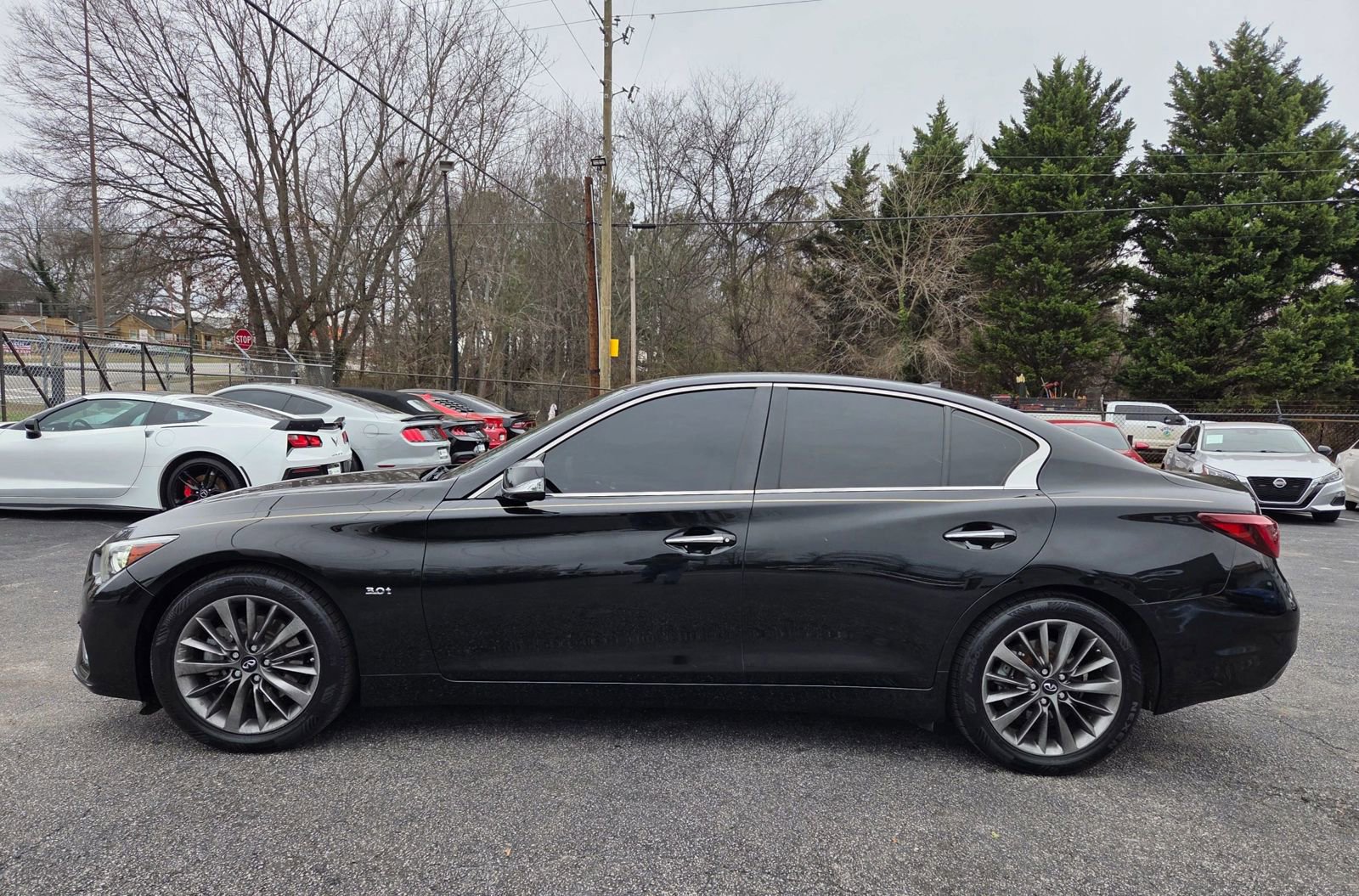 Used 2018 INFINITI Q50 Luxe w/ Essential Package (3.0T Luxe) image 4