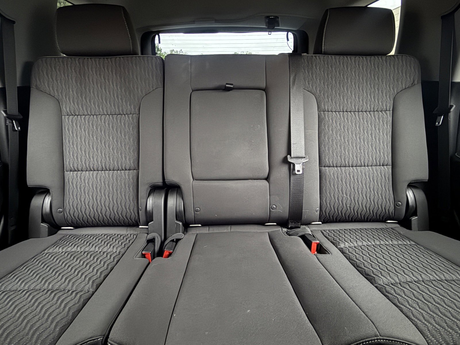 Used 2018 Chevrolet Tahoe LS w/ All-Season Package image 39