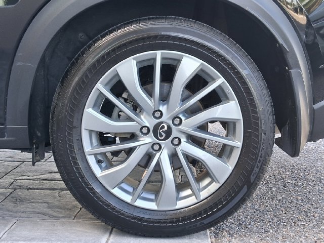 Used 2025 INFINITI QX50 Luxe AWD/4WD image 24