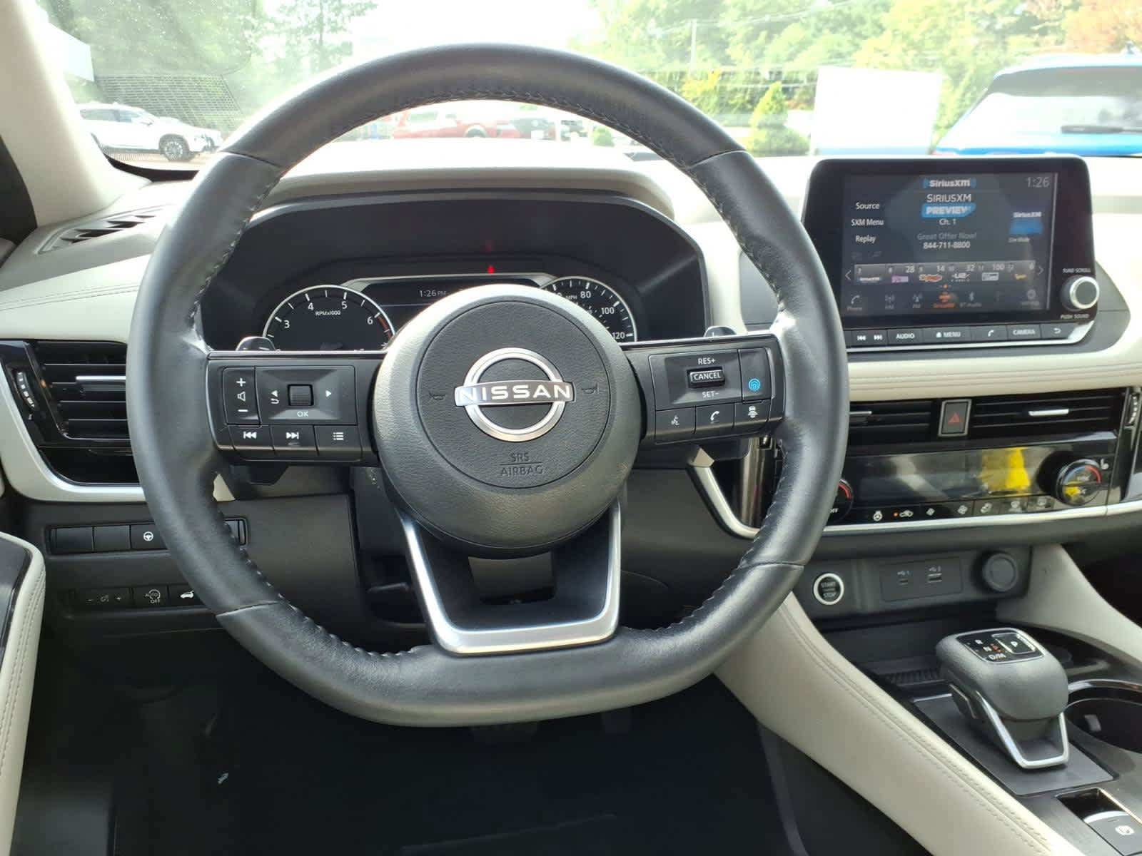 Used 2023 Nissan Rogue SL AWD/4WD image 13
