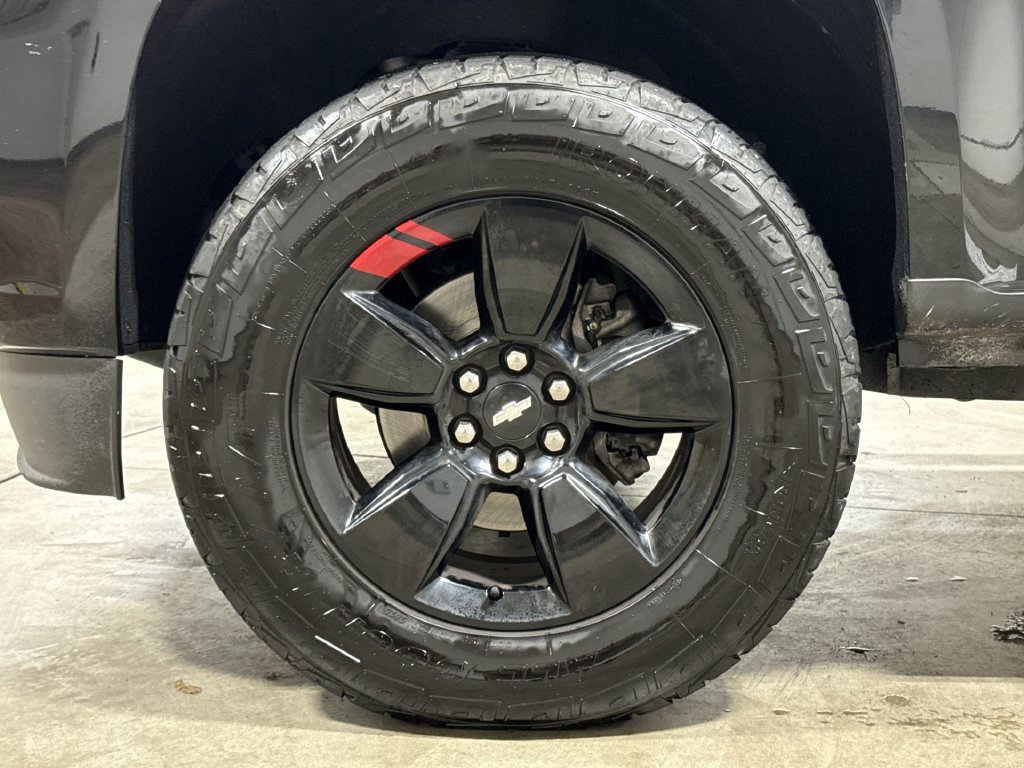 Used 2021 Chevrolet Colorado LT w/ Redline Special Edition AWD/4WD image 24