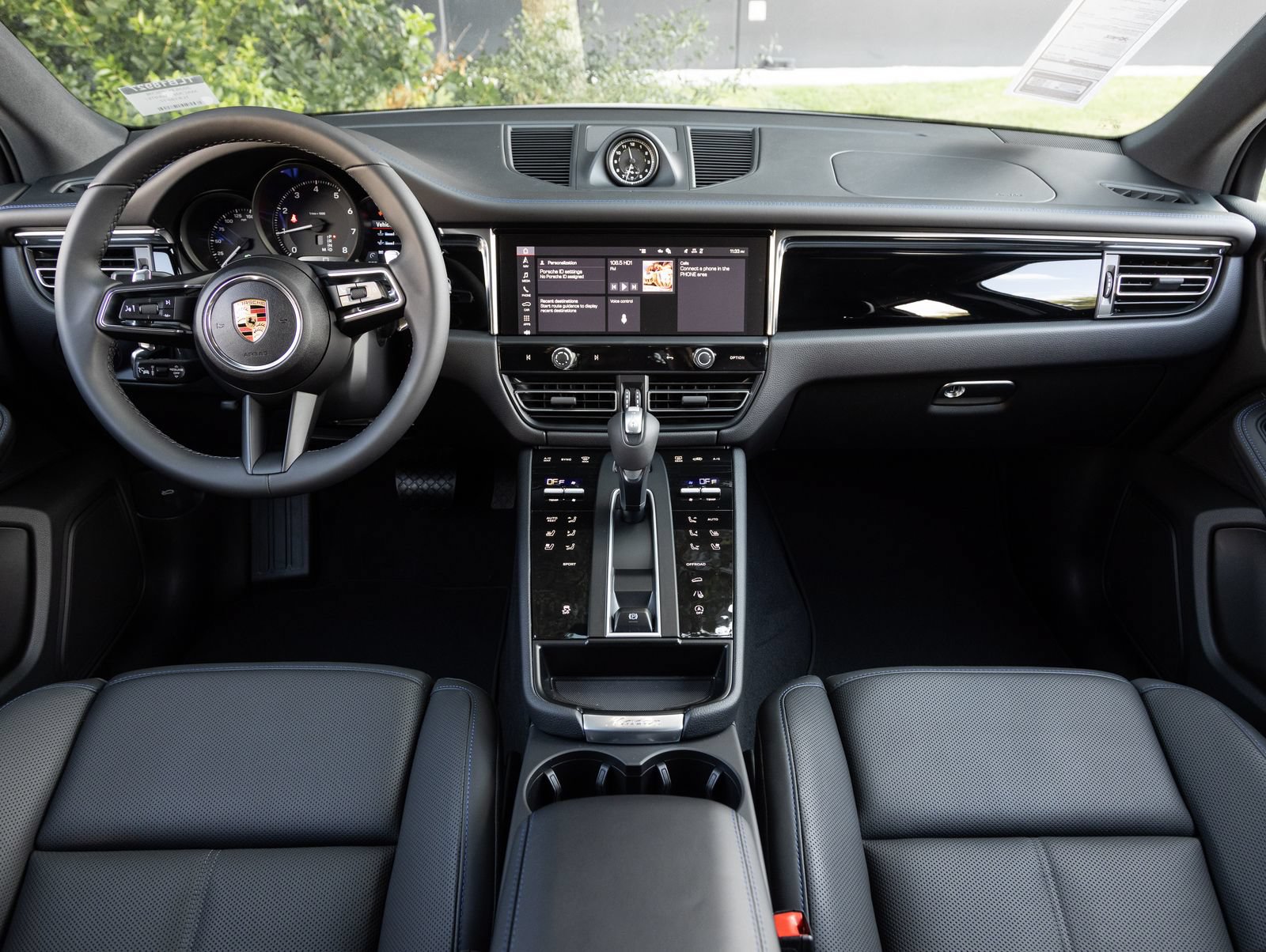 New 2026 Porsche Macan AWD/4WD image 12