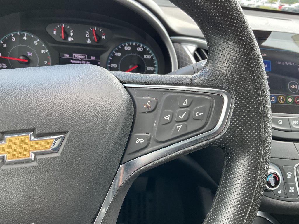 Used 2025 Chevrolet Malibu LT FWD image 22