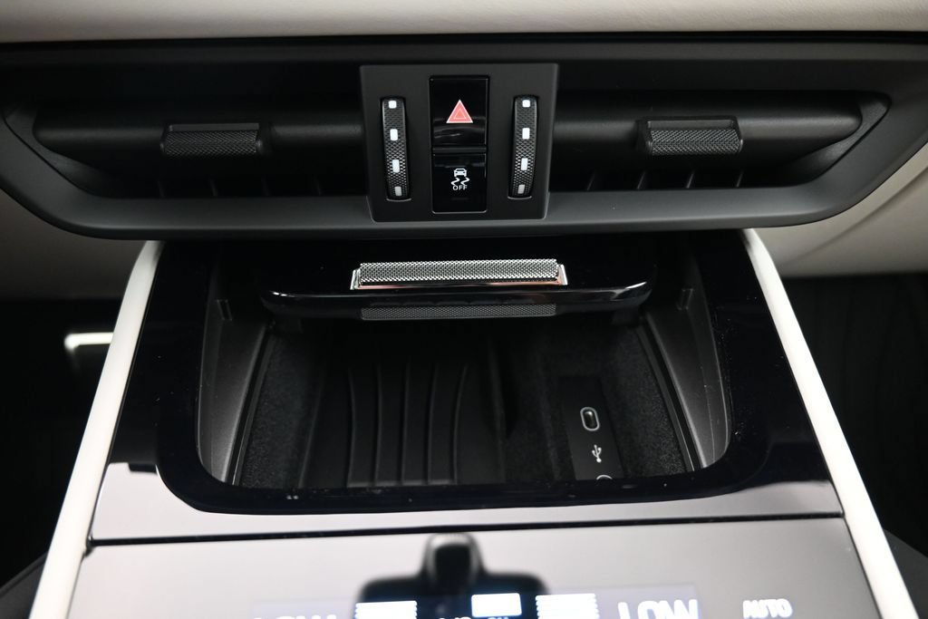 New 2026 Porsche Cayenne S AWD/4WD image 17