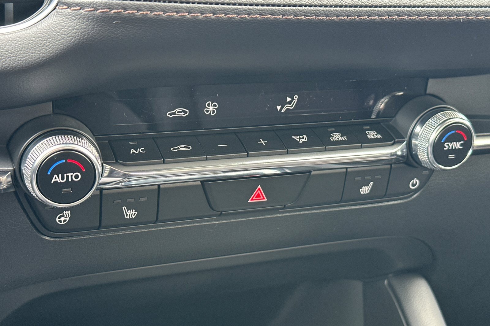 New 2026 MAZDA MAZDA3 2.5 Turbo Sedan w/Premium Plus image 23