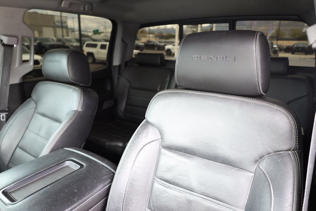 Used 2015 GMC Sierra 1500 Denali w/ Driver Alert Package AWD/4WD image 17
