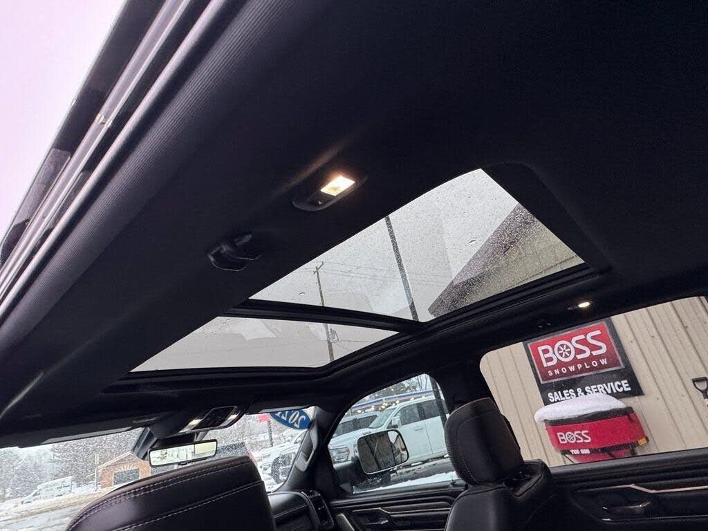 Used 2021 RAM 1500 Limited AWD/4WD image 27