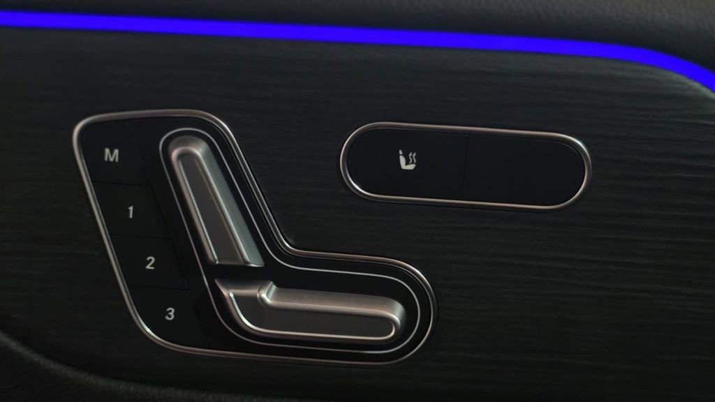 Used 2023 Mercedes-Benz GLB 250 4MATIC image 20