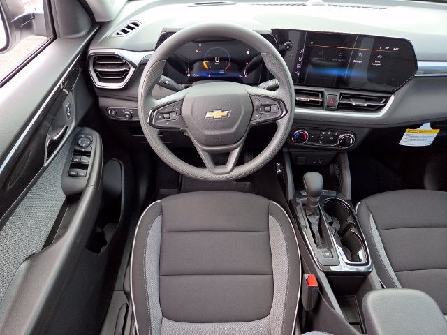 New 2026 Chevrolet TrailBlazer LS w/ LS Convenience Package FWD image 19