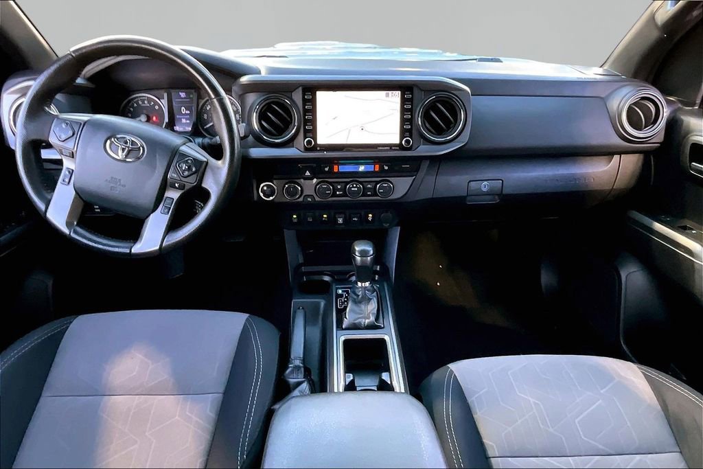 Used 2020 Toyota Tacoma TRD Sport w/ Technology Package AWD/4WD image 9